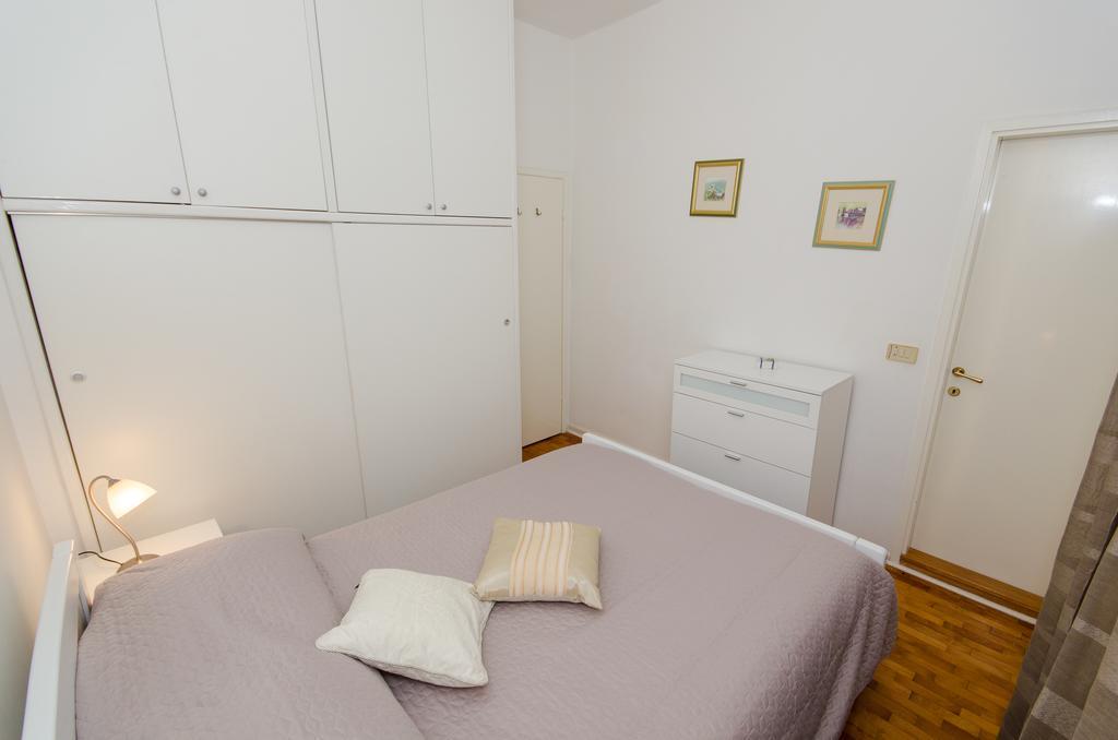Apartment Noemi Rovinj Exteriör bild
