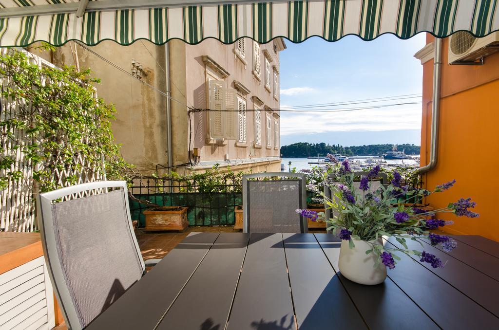 Apartment Noemi Rovinj Exteriör bild