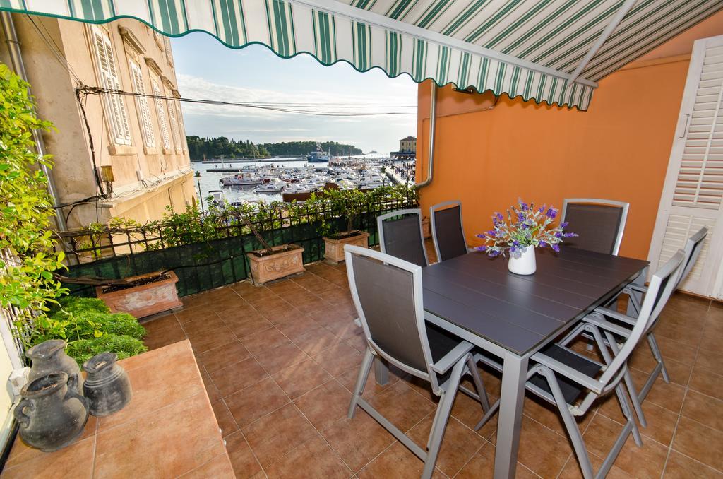Apartment Noemi Rovinj Exteriör bild