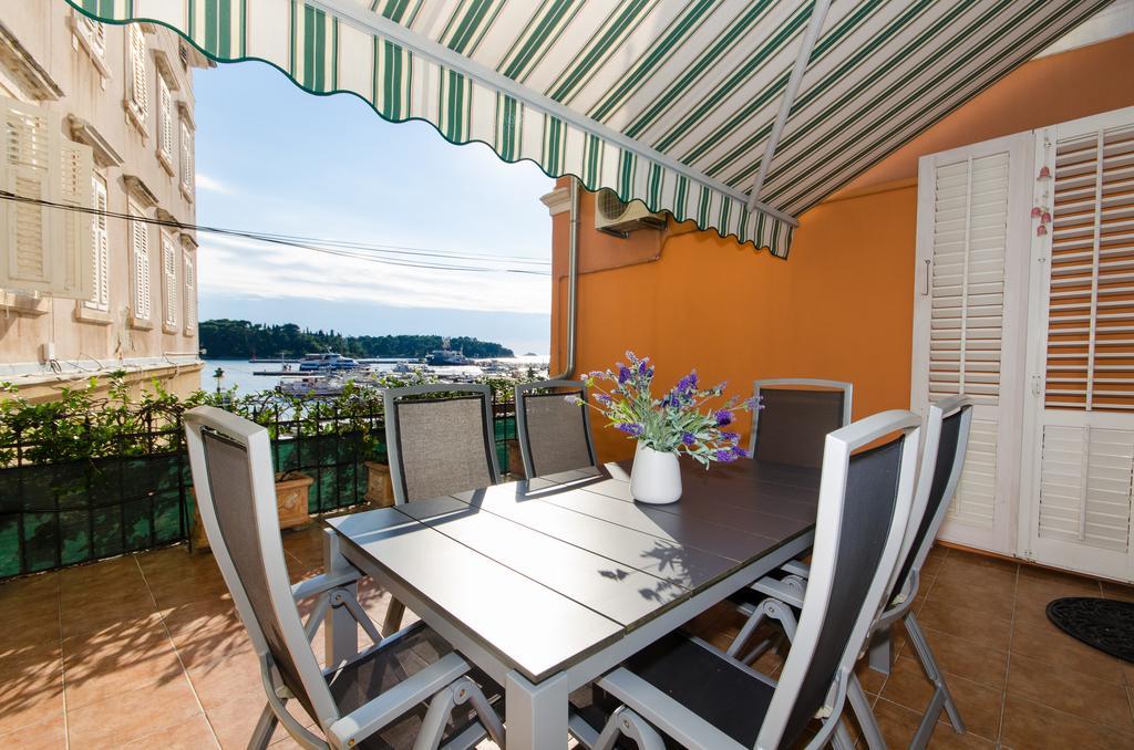 Apartment Noemi Rovinj Exteriör bild