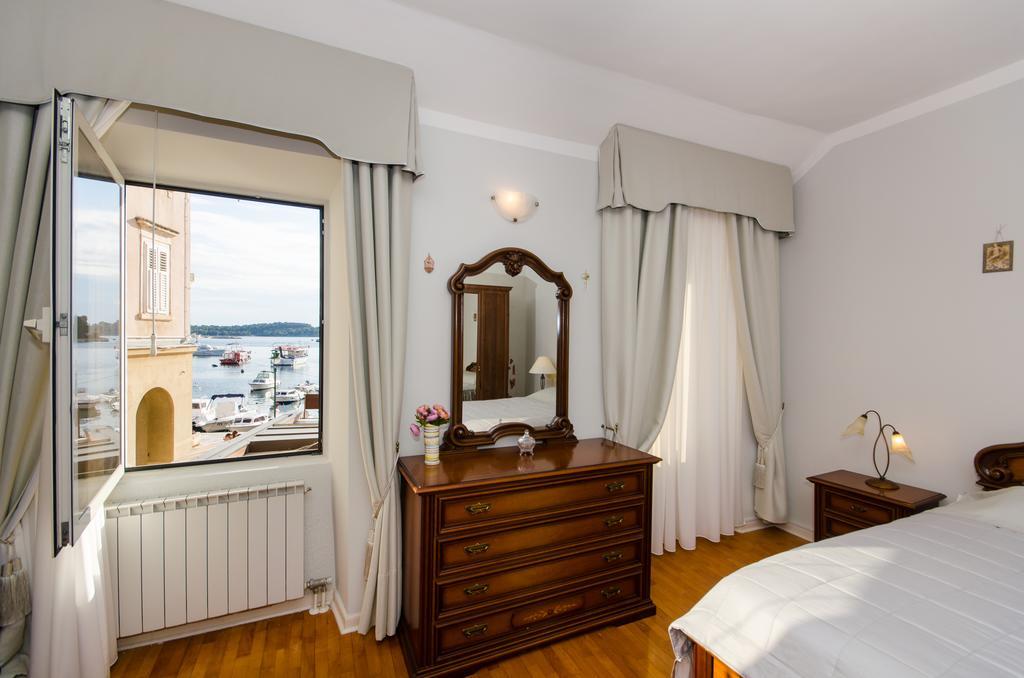 Apartment Noemi Rovinj Exteriör bild